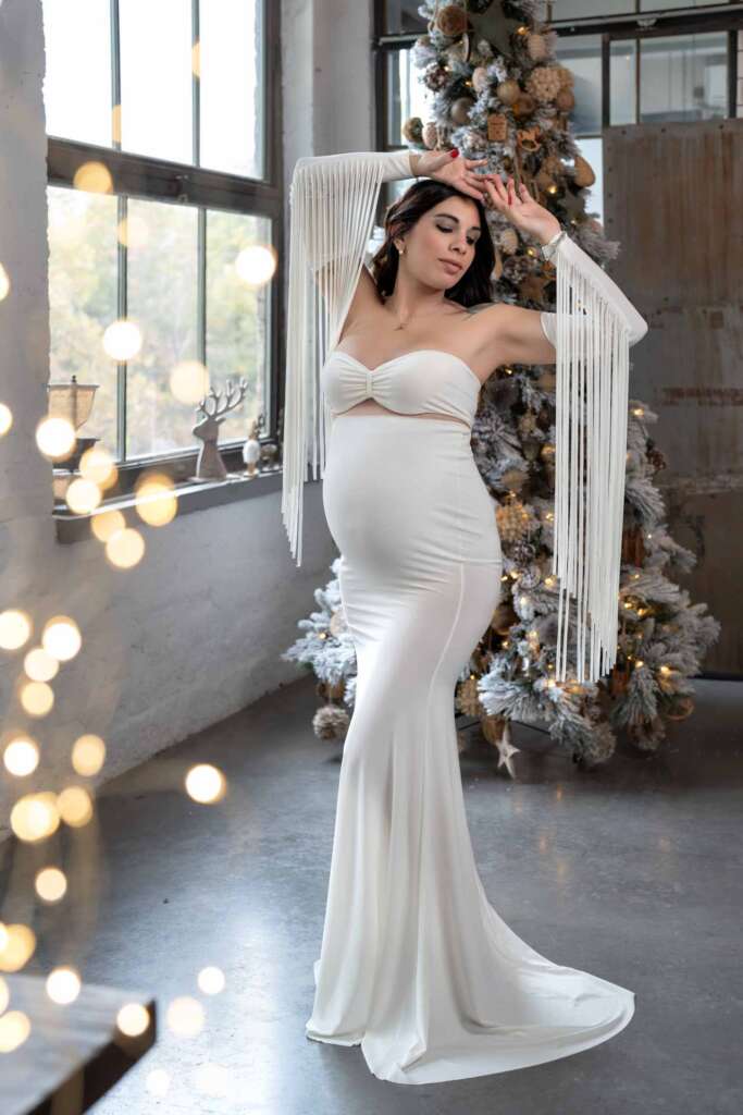 kismama-fotozás-studióban- Stúdiós kismama fotózás